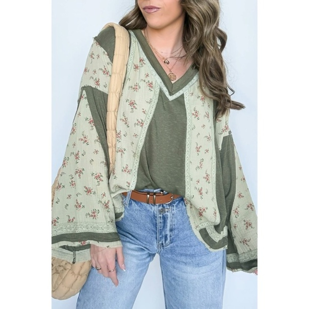 POL Olive Floral Contrast V Neck Top | Relaxed Boho Blouse